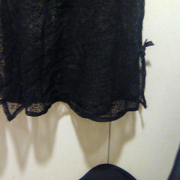 Lace top - Picture 4 of 4